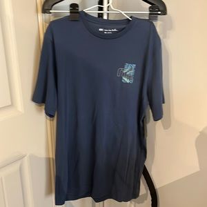 Travis Matthew mens shirt